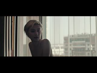 elizabeth debicki -the burnt orange heresy (2020) small tits big ass milf