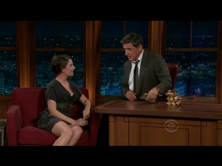 alison brie - the late late show with craig ferguson (2010) big tits natural tits milf